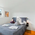 Sonnenpfad By Interhome Nyaraló *
